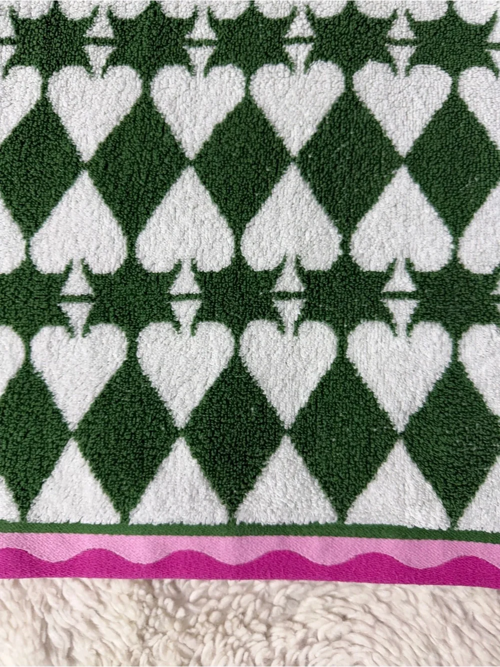 Anthropologie Green and White Heart Pattern Towel with Pink Trim bath towel set